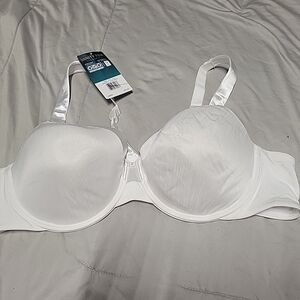 Vanity Fair Elegant White Bra